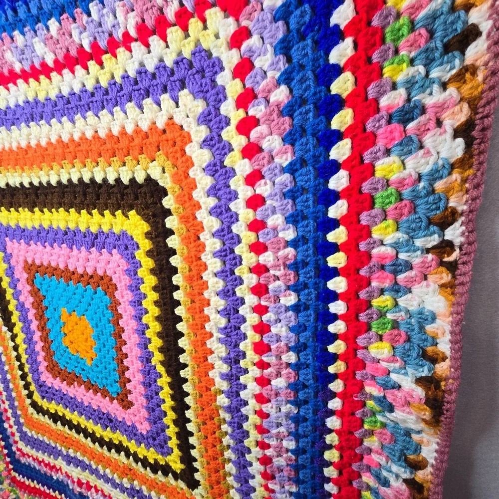 Vintage Handmade‎ Crochet Afghan Granny Square Throw Blanket Retro Boho Roseanne